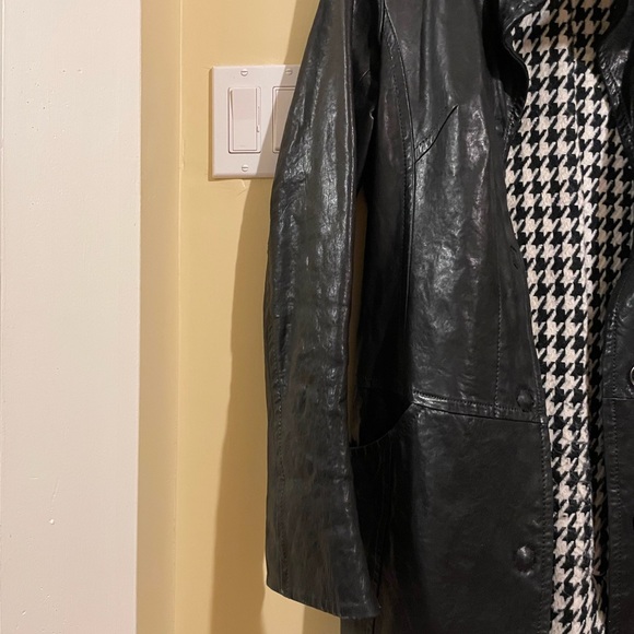 Danier Leather / Wool Trench Coat - Picture 2 of 8